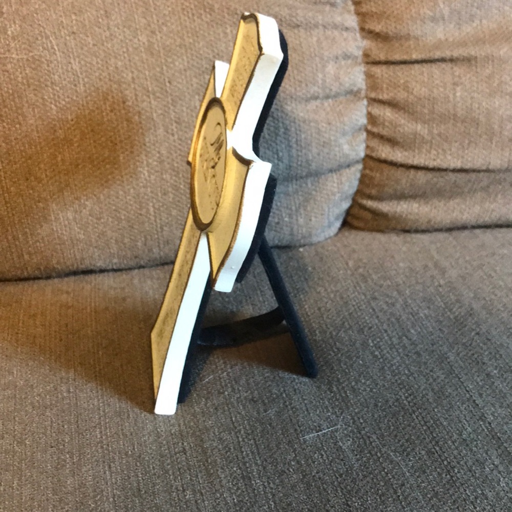 “My Strength” Cross - Picture 6 of 6